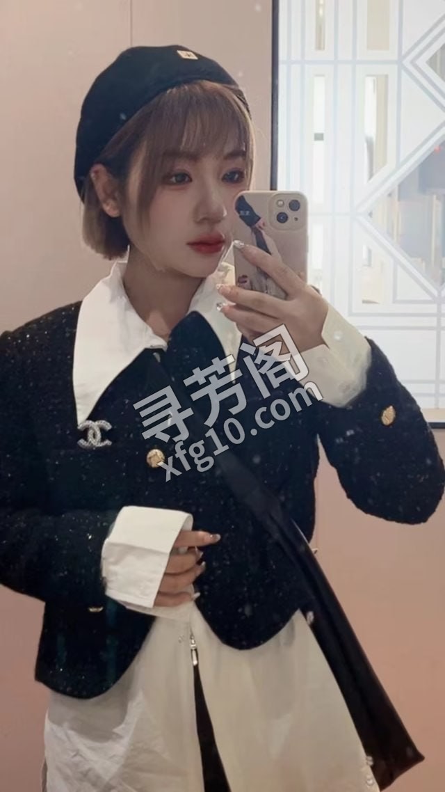 汉口商务区小可爱 地方 年龄 25岁-30岁 颜值： 6分 500 项目 口爆 舔蛋 回笼萧 鸳鸯浴 六九 5