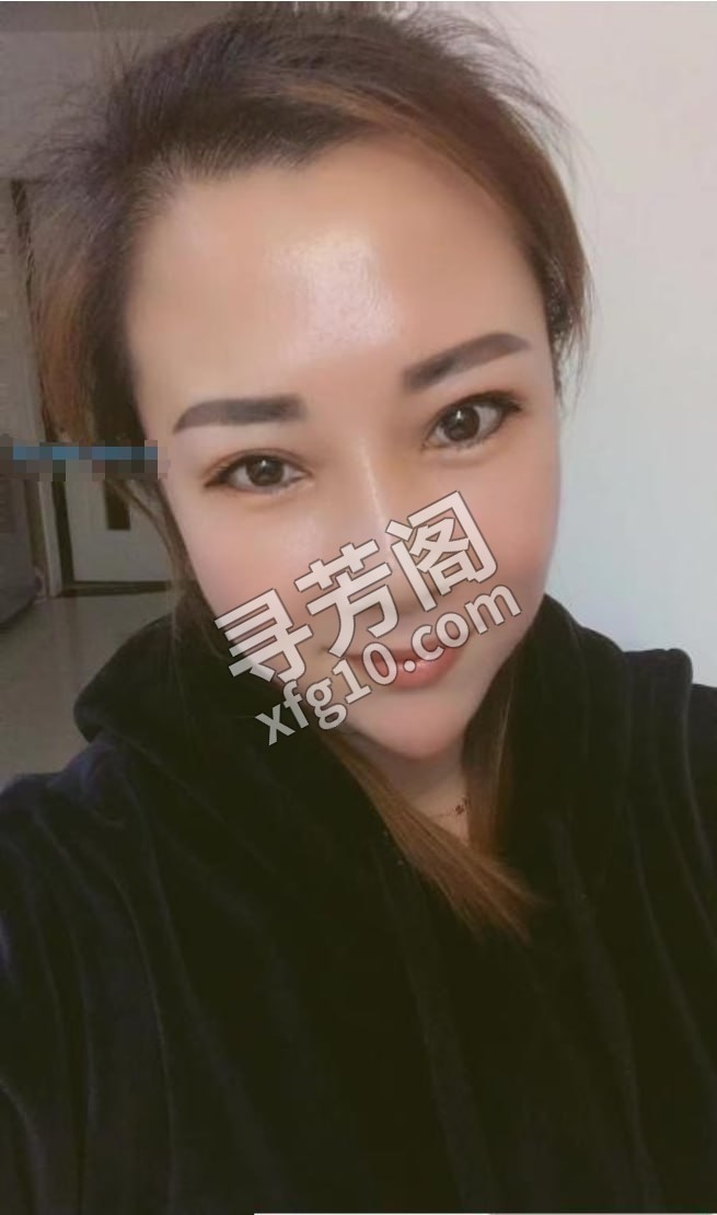 武清项目型熟女鱼姐 地方 武清区 年龄 30岁-40岁 颜值： 6分 300 项目 舔蛋，丝袜，漫游ab，毒龙 2