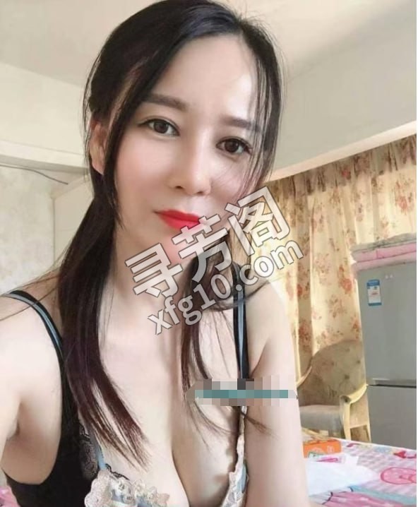 沌口经开熟女丹丹 地方 年龄 30岁-40岁 颜值： 6分 400 项目 鸳鸯浴 胸推 无套口 2