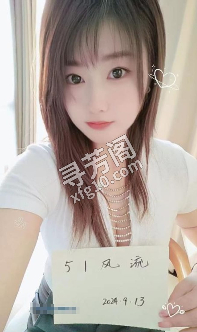 沙坪坝丰满御姐雪儿 地方 沙坪坝区 年龄 25岁-30岁 颜值： 6分 500 项目 鸳鸯戏水，69，制服 2