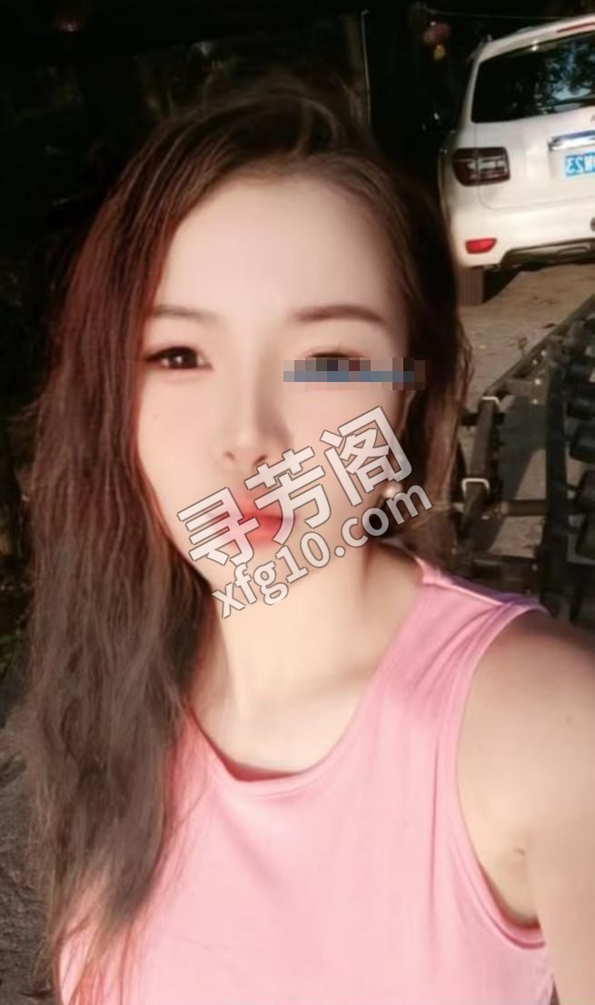 鼓楼项目系 地方 年龄 25岁-30岁 颜值： 6分 500 项目 毒龙，69，舌吻，陪浴，波推，莞式 3