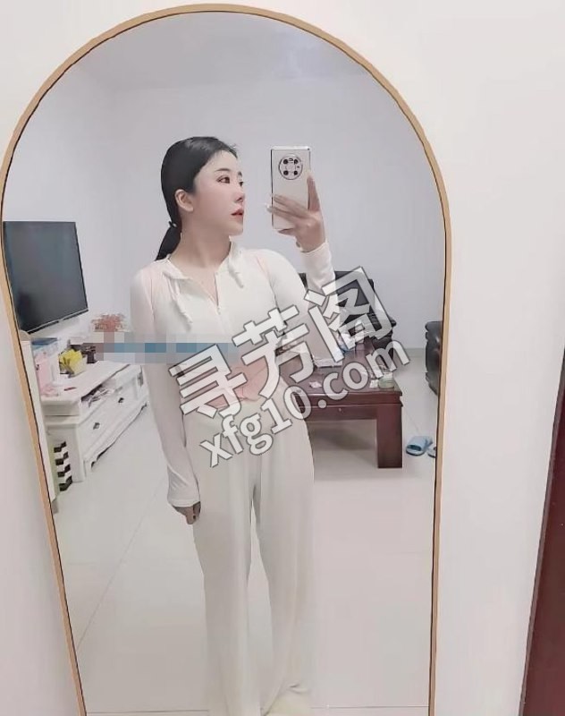 江宁沐沐美女 地方 年龄 25岁-30岁 颜值： 6分 700 项目 69，陪浴，胸推臀推，口，按摩，啪啪 2