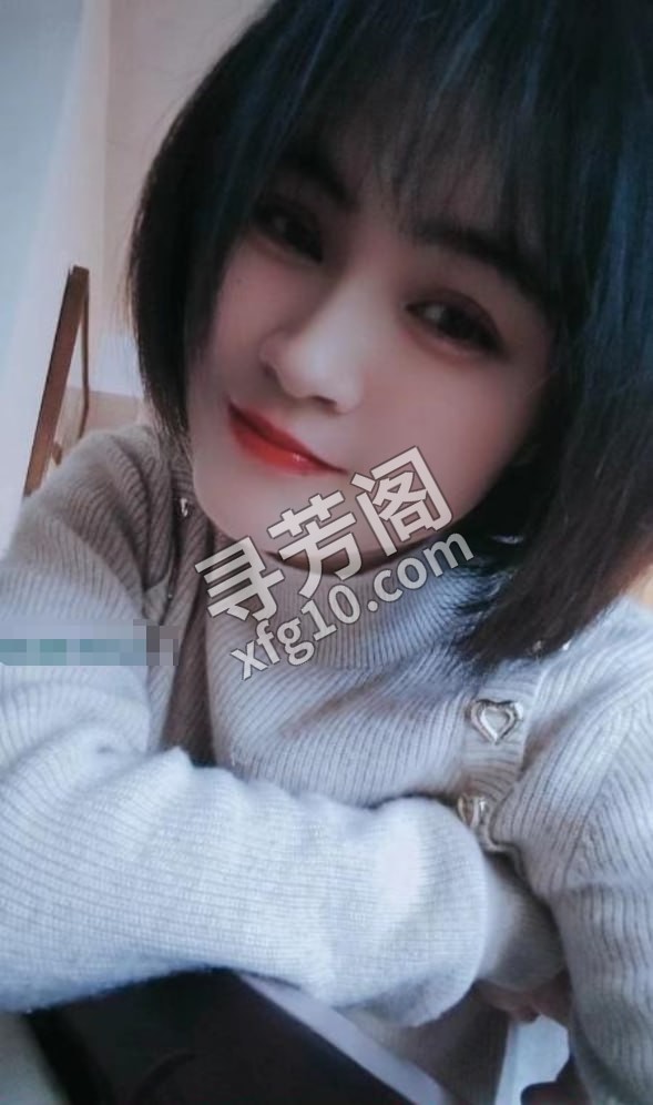 含羞草 地方 年龄 30岁-40岁 颜值： 6分 400 项目 鸳鸯浴，胸推，制服丝袜高跟鞋，口活，爱爱 2