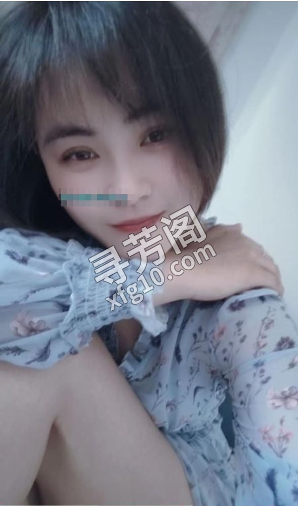 含羞草 地方 年龄 30岁-40岁 颜值： 6分 400 项目 鸳鸯浴，胸推，制服丝袜高跟鞋，口活，爱爱 4