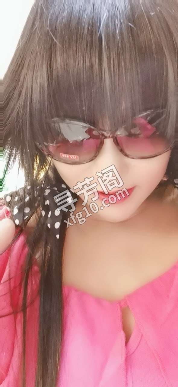 南京迈皋桥薇薇 地方 年龄 25岁-30岁 颜值： 6分 500 项目 调情，酸奶日，顶岗舔屁中，口爆，吞精 9