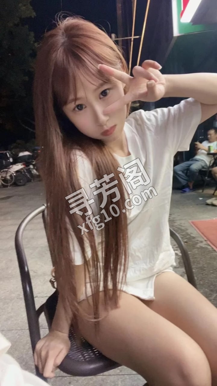 宝安甜妹鹿鹿 信息分类：楼凤兼职 地方：广东省- 信息来源：朋友介绍 年龄：20 颜值：身材：8分 2
