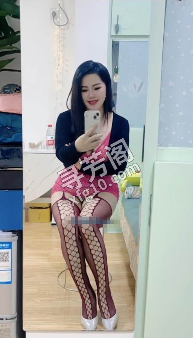 开发丰满少妇 地方 年龄 30岁-40岁 颜值： 6分 500 项目 口深喉 波推，ab面项目，69，做 2