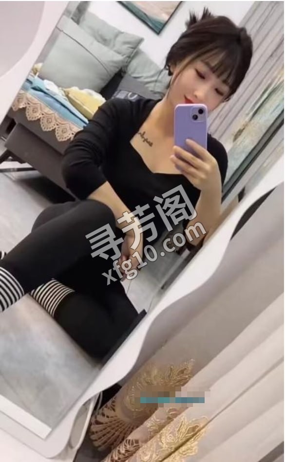 大胸姐姐的诱惑 地方 年龄 25岁-30岁 颜值： 6分 600 项目 69.口爆，漫游，胸推，制服，舌吻 2