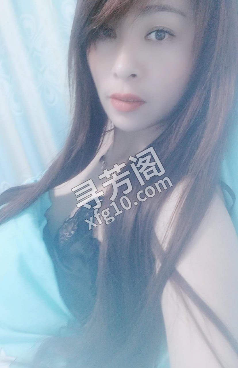秦淮温柔少妇 地方 年龄 30岁-40岁 颜值： 6分 400 项目 制服，丝袜，冰火，啪啪 4