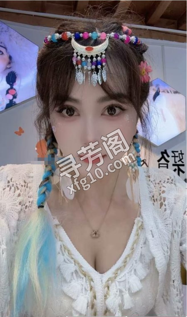秦淮大奶 地方 年龄 25岁-30岁 颜值： 6分 600 项目 该有都有 2
