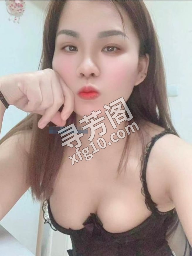 莞式项目型美女 地方 年龄 25岁-30岁 颜值： 6分 500 项目 按摩，波推，毒龙，口交，臀腿，丝袜制服 2