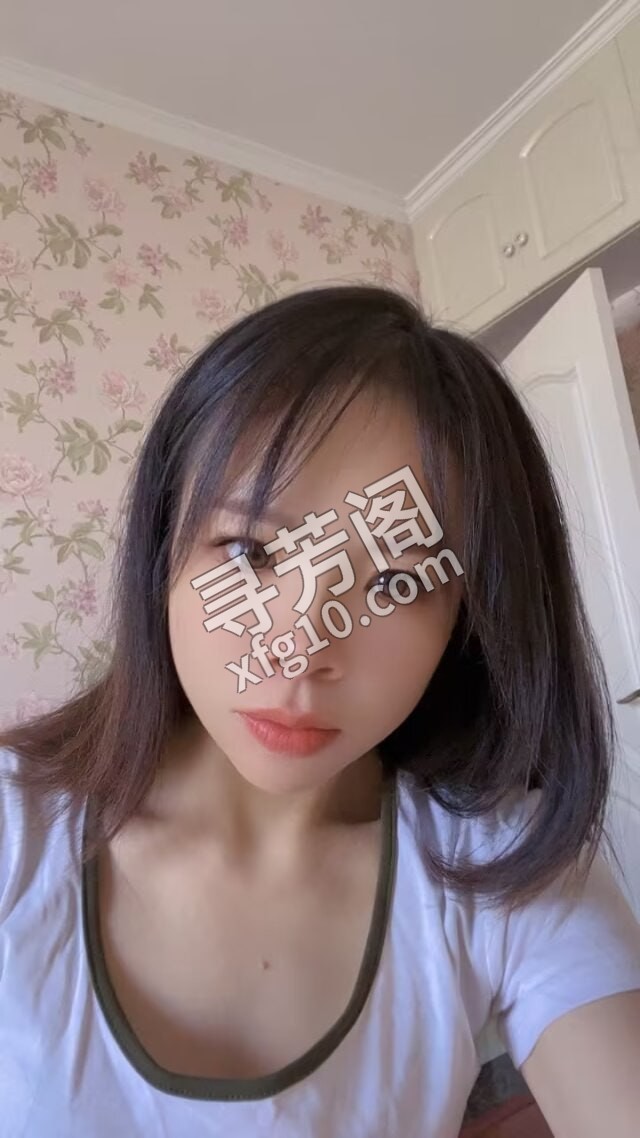 高新萌萌 地方 年龄 30岁-40岁 颜值： 6分 400 项目 配洗 波推69毒龙沙皮口活蛇纹 3