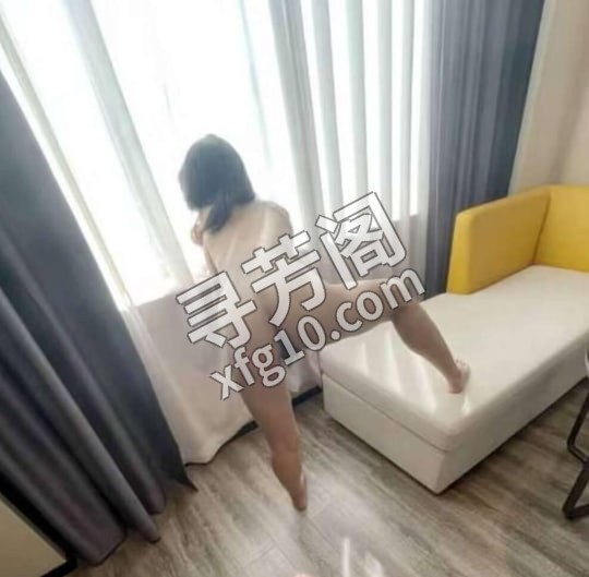鲜嫩电动小马达 地方 江苏省 年龄 23 颜值： 8 600/80分钟 项目 胸推，臀推、毒龙，深喉 2