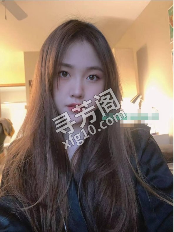 主动又热情的妹妹 地方 武侯区 年龄 25 颜值： 8 700/p 项目 啪啪，吹箫，鸳鸯浴，波推，丝袜，制服 3