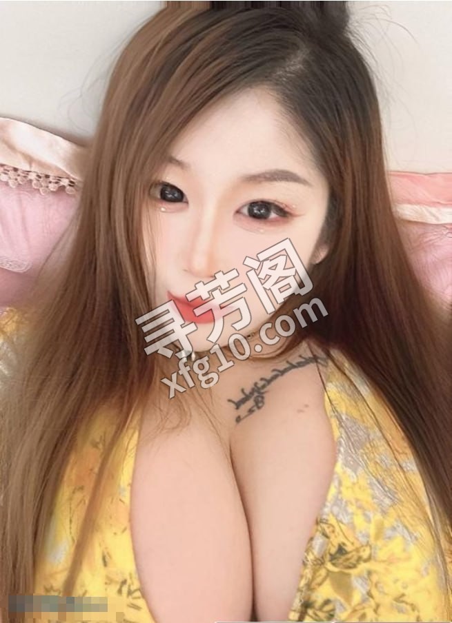 光谷毒龙巨乳小骚女 地方 年龄 25岁-30岁 颜值： 6分 400 项目 共浴，胸推，毒龙，深喉，69，制服 2