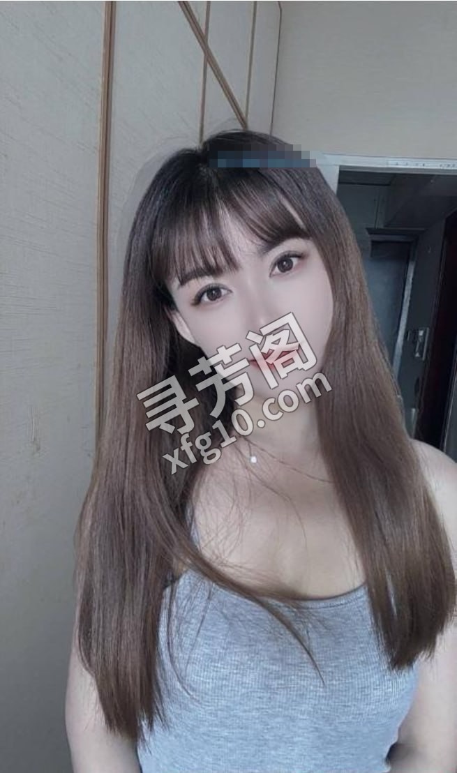 项目大奶琳琳 地方 普陀区 年龄 25岁-30岁 颜值： 6分 700 项目 鸳鸯浴，漫游，胸推，口活，69 3