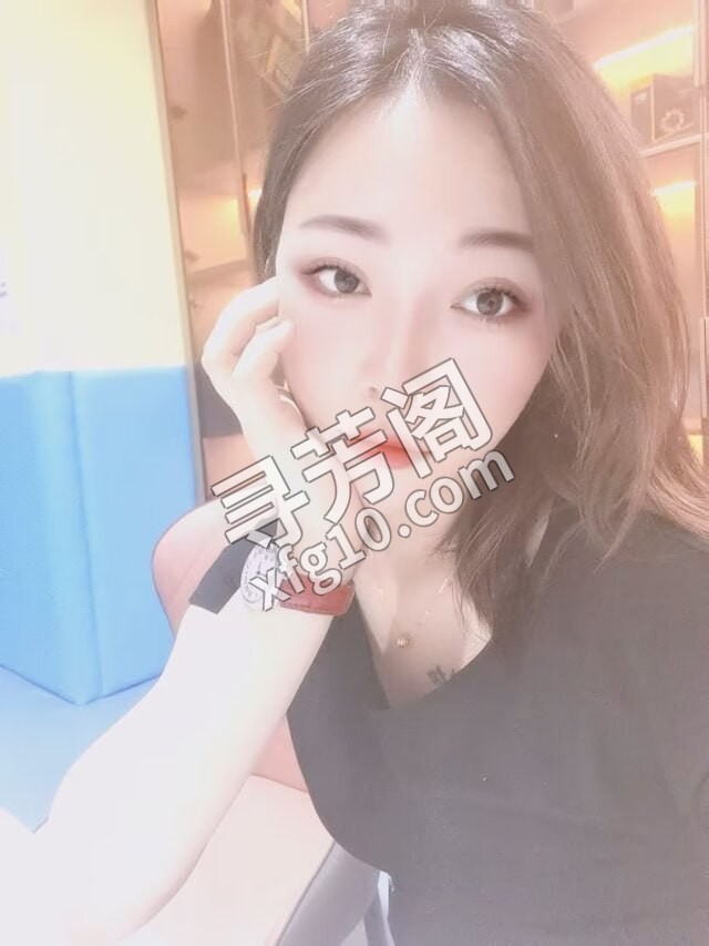 新风丽都北苑佳佳 地方 年龄 25岁-30岁 颜值： 6分 500 项目 胸推 深喉 过水 毒龙 爱爱 5