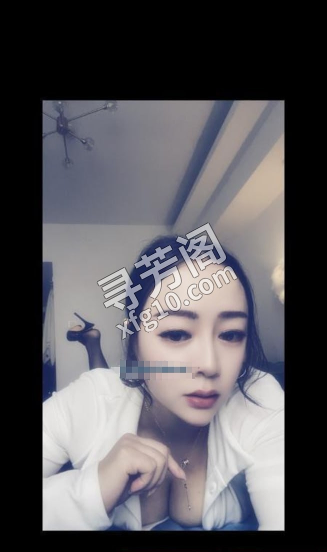徐汇大奶熟女 地方 徐汇区 年龄 25岁-30岁 颜值： 6分 300 项目 按摩，调情，胸推，口交，做爱 3