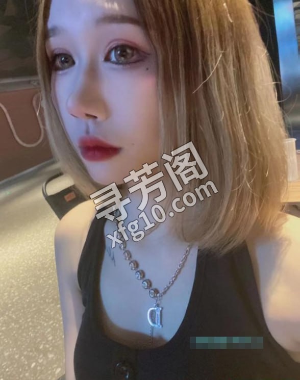 左家塘年轻妹子小茹 地方 年龄 18岁-20岁 颜值： 7分 600 项目 陪浴，吹箫，69互动，深喉，丝袜 2
