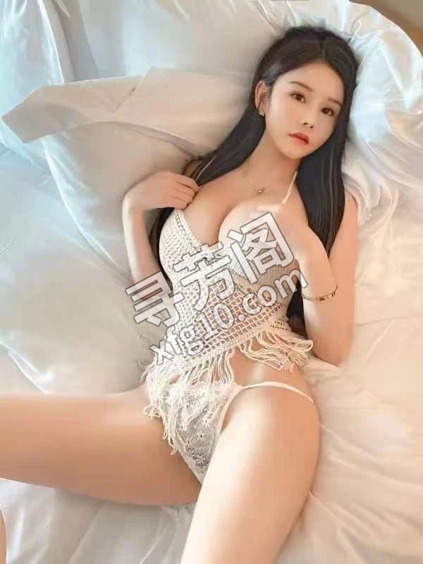 刚18的大胸内蒙古妹子 信息分类：楼凤兼职 地方： - 丰台 信息来源： 年龄：18 颜值：身材：胸大肤白 2