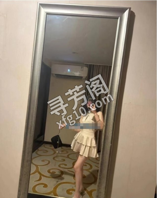 制服美臀希尔 地方 市辖区 年龄 25岁-30岁 颜值： 7分 600 项目 陪洗 吹箫 胸推漫游 臀推磨棒 2