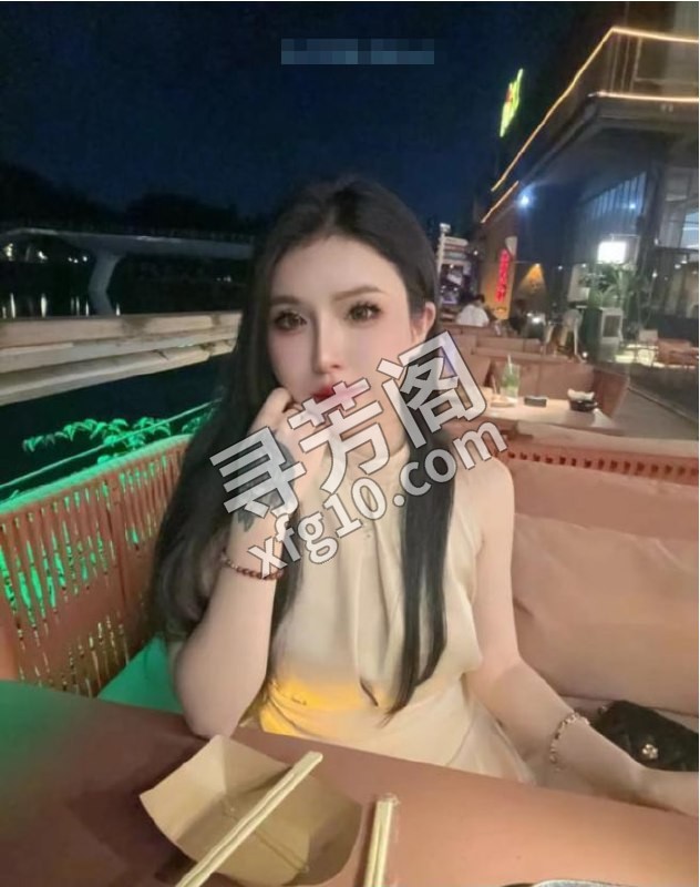 制服美臀希尔 地方 市辖区 年龄 25岁-30岁 颜值： 7分 600 项目 陪洗 吹箫 胸推漫游 臀推磨棒 3