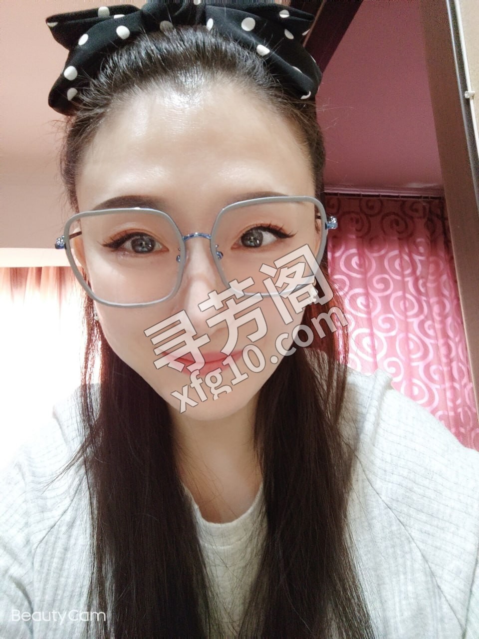 大世界高颜值：妹子 地方 年龄 25岁-30岁 颜值： 7分 400 项目 鸳鸯浴，波推，手推，指滑，ml，kj 2