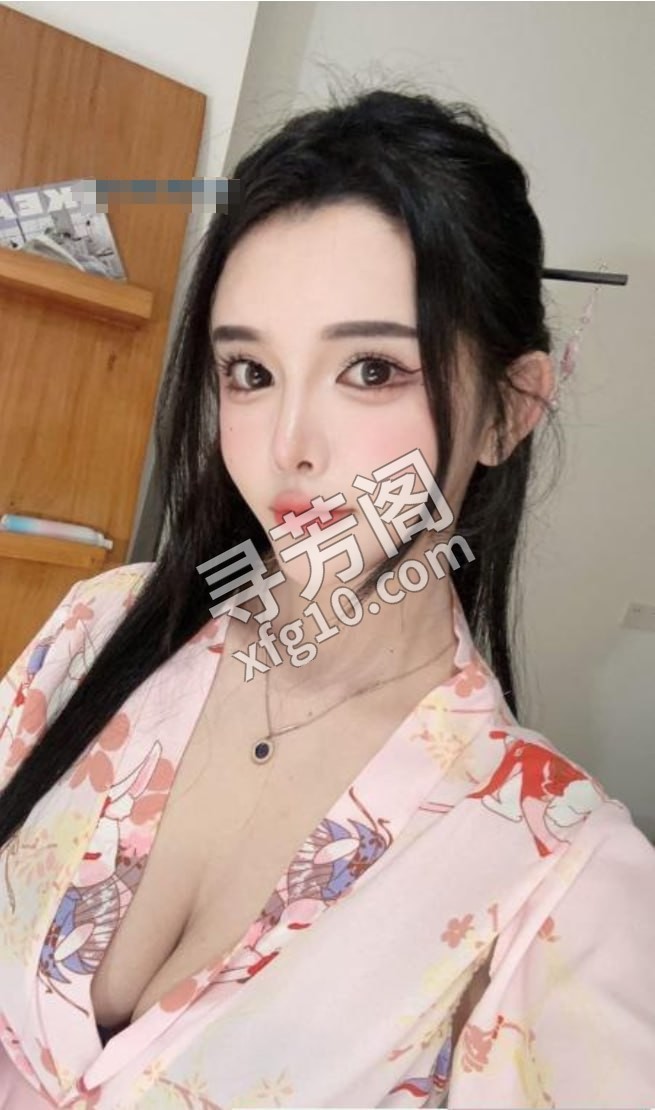 二刷口爆翘臂媛媛 位置 几岁 20岁-25岁 颜值＝ 8分 费用明细 700 项目 鸳鸯浴，KJ，漫游，69 3