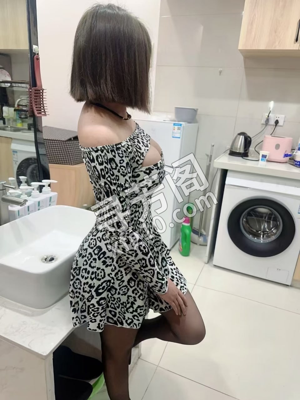 西乡塘区大奶少妇 地方 年龄 30岁-40岁 颜值： 6分 400 项目 全套项目 4
