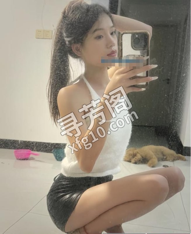 乐颜老师 地方 年龄 25岁-30岁 颜值： 6分 800 项目 洗，吹，制服诱惑，做 2