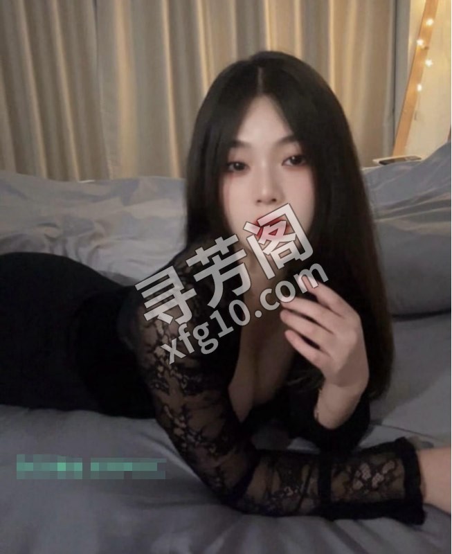 蜜桃猫猫姐 地方 滨江 年龄 25岁-30岁 颜值： 8分 800 项目 十指弹琴，放松指划，胸臀推毛扫 2