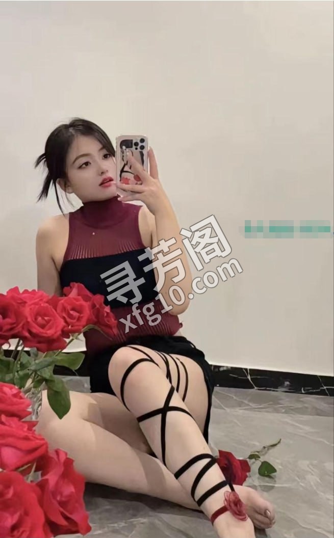 制服调情姐姐 地方 余杭区 年龄 25岁-30岁 颜值： 6分 1000/90分钟 项目 爱爱，舌吻，胸推 2