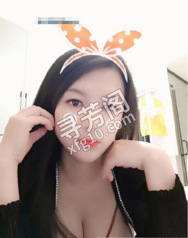 滨江大奶少妇 地方 年龄 30岁-40岁 颜值： 6分 300 项目 波推，舔蛋，乳交 3