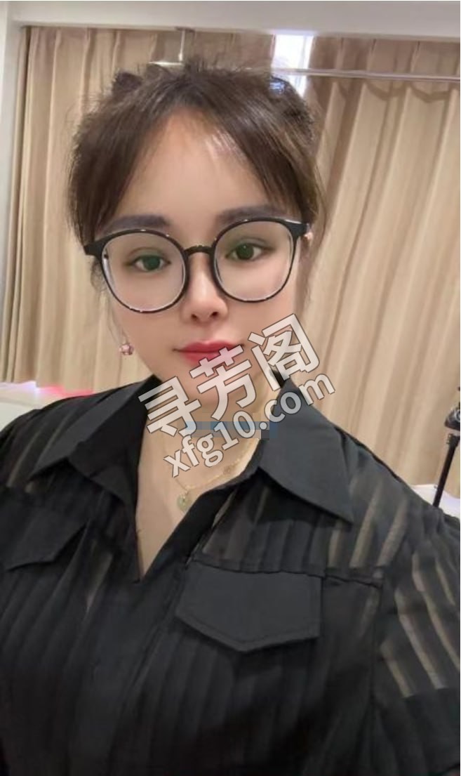 杭州少妇涵涵 地方 年龄 25岁-30岁 颜值： 6分 400 项目 陪浴，口，漫游，丝袜，胸推，爱爱 2