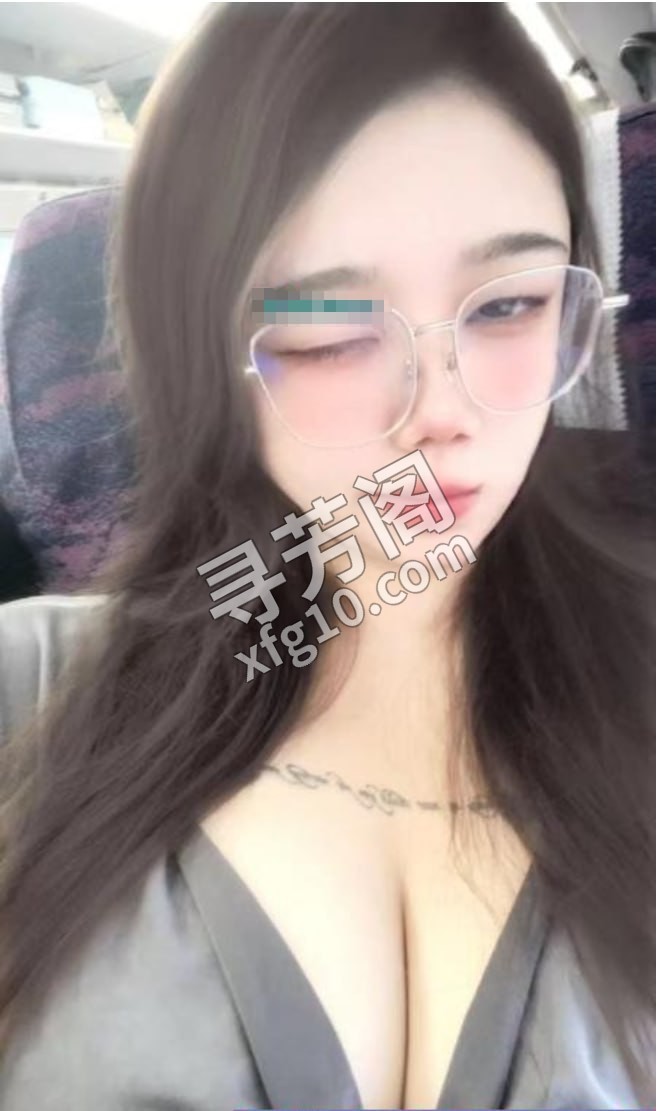 清纯小雨 地方 年龄 25岁-30岁 颜值： 6分 400 项目 陪洗，丝袜，调情，漫游，胸推，深喉，69，爱爱 3