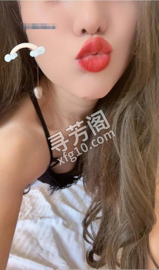 吴中区性感御姐小月 地方 年龄 25岁-30岁 颜值： 6分 700 项目 鸳鸯浴，口爆，舌吻，胸推，69 2