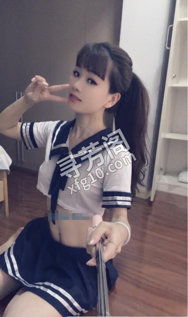 昆山项目系雅雅老师 地方 年龄 25岁-30岁 颜值： 6分 700 项目 洗澡，制服诱惑，按摩，波推，漫游 3