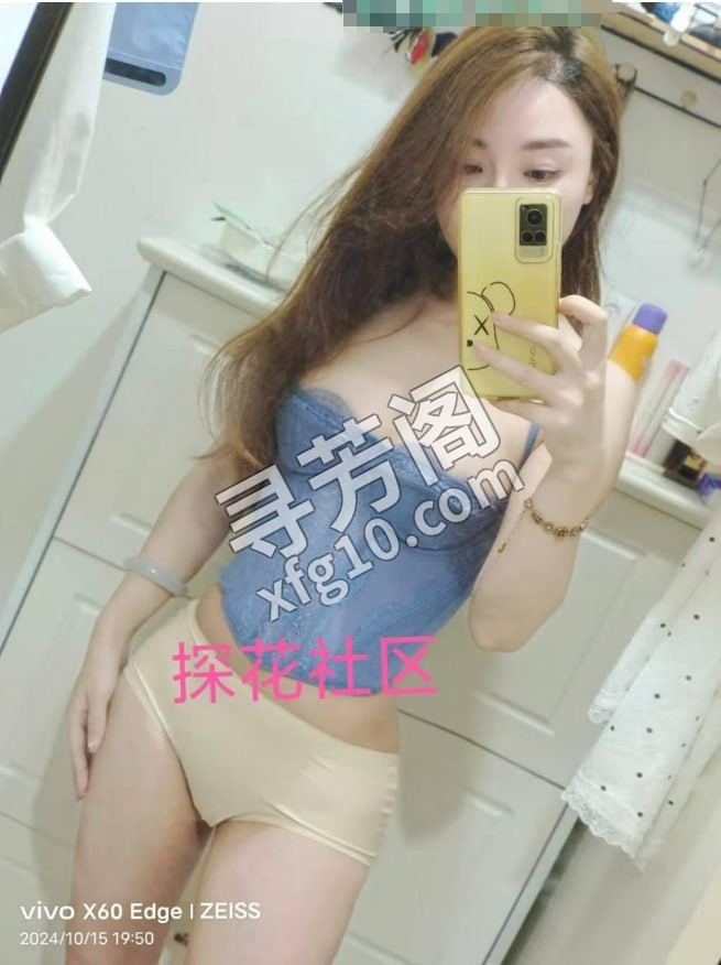 罗湖小妖精 地方 罗湖区 年龄 25岁-30岁 颜值： 7分 800/45分钟 1500/90分钟 2