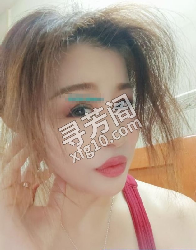 布吉大胸微微 地方 市辖区 年龄 30岁-40岁 颜值： 6分 300 项目 鸳鸯浴，波推，按摩 2