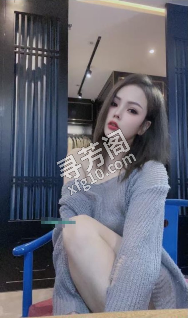 天河大奶萱萱 地方 年龄 25岁-30岁 颜值： 6分 400 项目 制服诱惑，波推臀推，口爆，毒龙，蛇纹 3