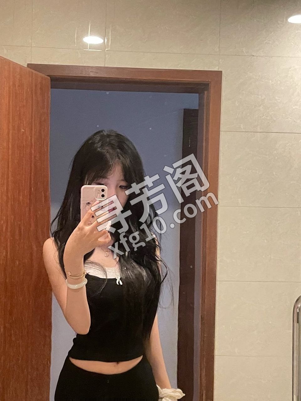 来可可爱妹妹 评价 9分满意 地址 西湖 年龄 22 颜值 9分 价格 1000/90分钟 服务项目：鸳鸯浴 2