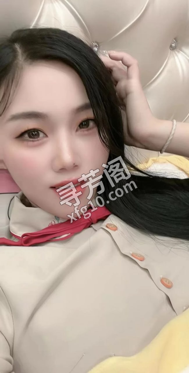 鹿城轻熟川妹子 信息分类：楼凤兼职 地方：浙江省- 信息来源：自己开发 年龄：27 颜值：身材：8 3