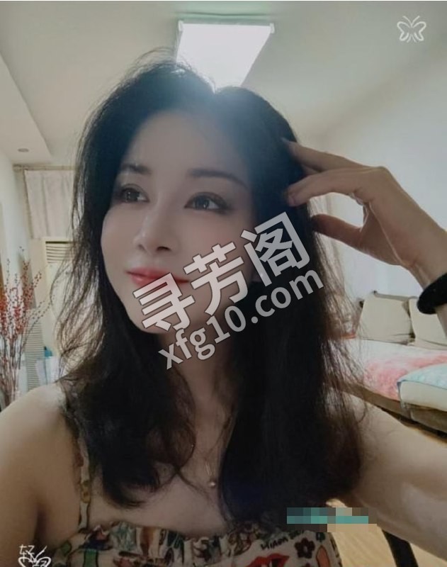 美丽少妇 地方 年龄 30岁-40岁 颜值： 6分 600 项目 陪洗，漫游胸推，毒龙口爆，kiss，丝袜制服 2