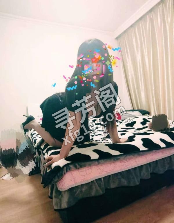 黄岛小雪纯兼职 地方 年龄 30岁-40岁 颜值： 8分 300 项目 倒挂金钩，口爆，毒龙，舌吻 2