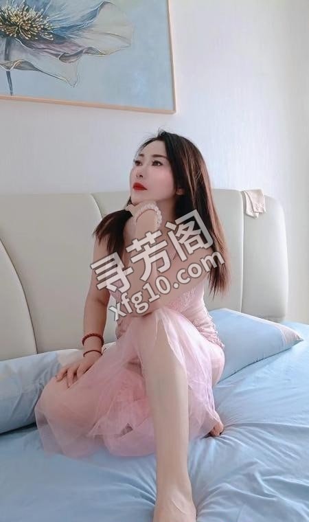 津南性感小姐姐 地方 津南区 年龄 30岁-40岁 颜值： 6分 300 项目 口活69舌吻漫游情趣啪啪等 2