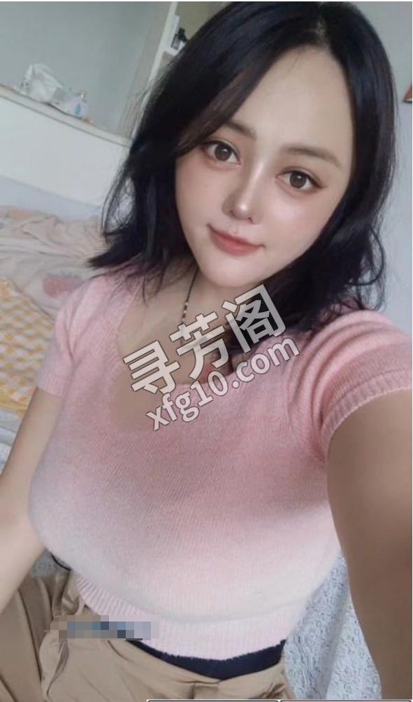 巨乳骚妹妹 地方 年龄 25岁-30岁 颜值： 6分 400 项目 口活，69，陪浴，情趣内衣，颜射，玩具自慰 2