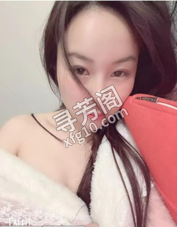 三通轻虐小美女 地方 年龄 25岁-30岁 颜值： 6分 1200 项目 SM，滴蜡，小皮鞭，三通 3