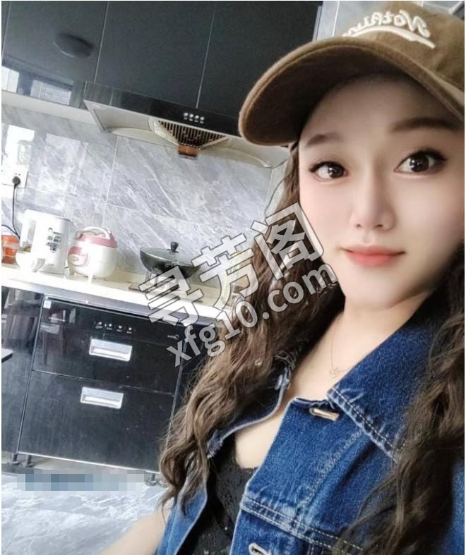 约操蜜桃臀米朵 地方 年龄 25岁-30岁 颜值： 6分 800 项目 漫游 胸推 口爆 按摩 玩具 角色扮演 2