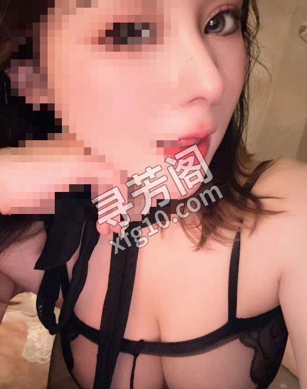 蜀山性感舌吻D奶妹 地方 年龄 25岁-30岁 颜值： 6分 400 项目 2