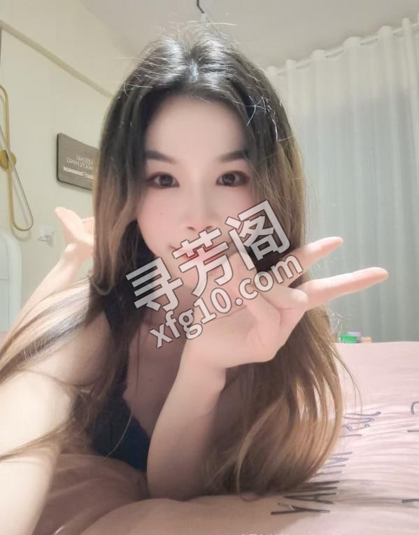 湿吻深喉卖力小姐姐 地方 年龄 25岁-30岁 颜值： 6分 400 项目 全部套项目舌吻69都有,liu、， 2